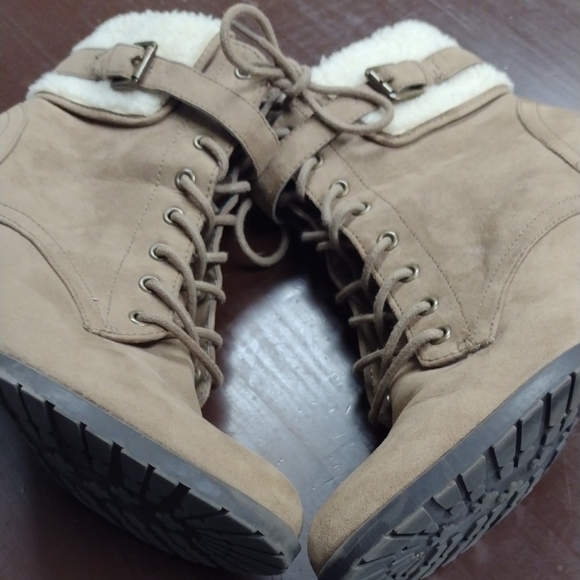Women's Y2K Tan Ankle Boots - Picture 8 of 13